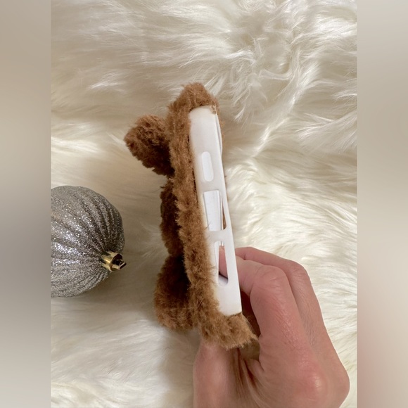 Teddy Dog Fluffy Fur Case iPhone 12 Pro Max EUC Sale - Picture 6 of 11